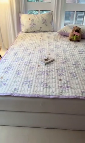 91家纺网 家纺一手货源 找家纺 Sweet dreams甜梦 2025新款全棉卡通小清新棉垫子床垫旅行垫 小熊花语