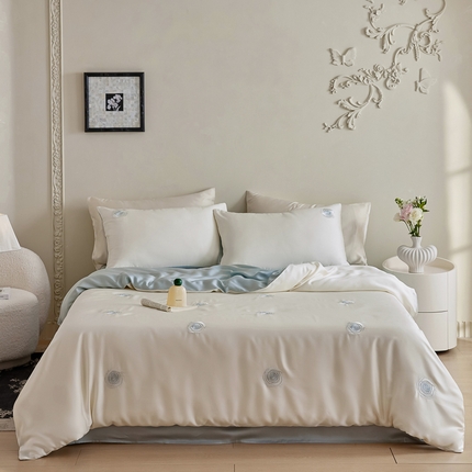 91家纺网 家纺一手货源 找家纺 （总）简纯主义 2025新款邂逅山茶天丝四件套