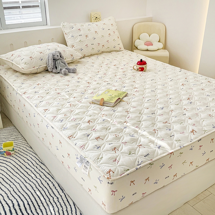 91家纺网 家纺一手货源 找家纺 豪选家纺 2025春夏四季新款新品有氧双层纱印花夹棉床笠床护罩床垫保护套 彩色蝴蝶结