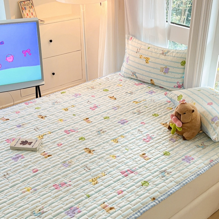 91家纺网 家纺一手货源 找家纺 Sweet dreams甜梦 2025新款全棉卡通小清新棉垫子床垫旅行垫 奇趣动物园