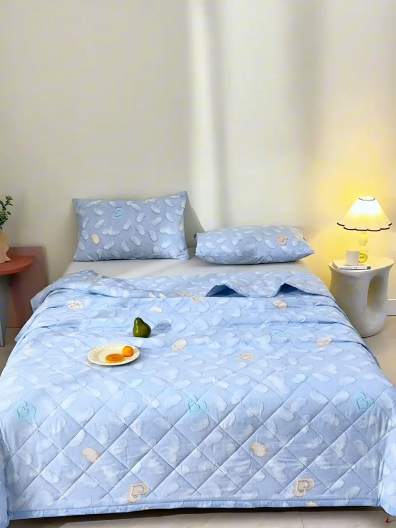 91家纺网 家纺一手货源 找家纺 （总）培童   2025新款超声波亲肤绒夏被夏凉被直播爆款超声波夏被空调被礼品被