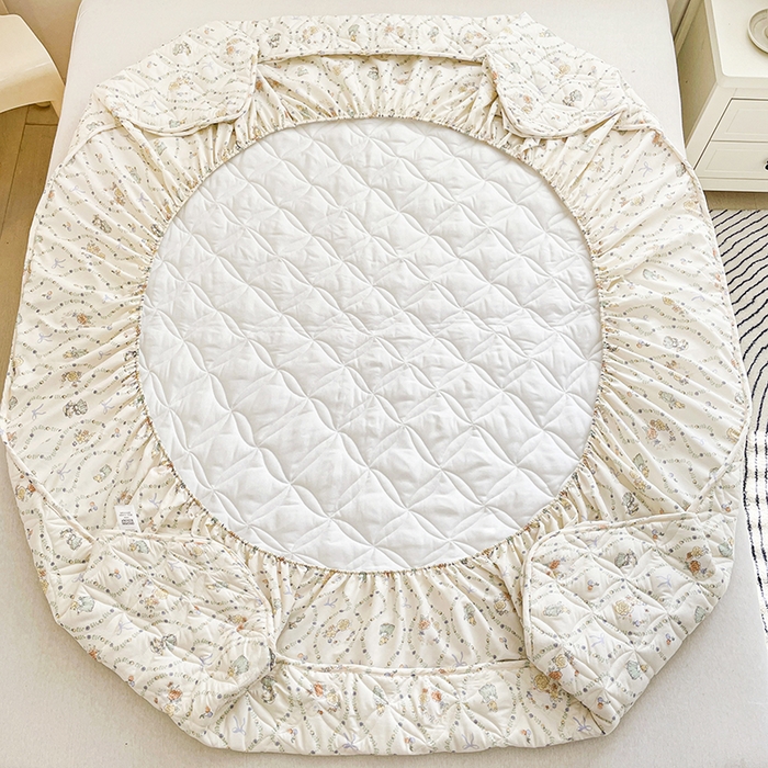 91家纺网 家纺一手货源 找家纺 豪选家纺 2025春夏四季新款新品有氧双层纱印花夹棉床笠床护罩床垫保护套 萌女伴兔宝