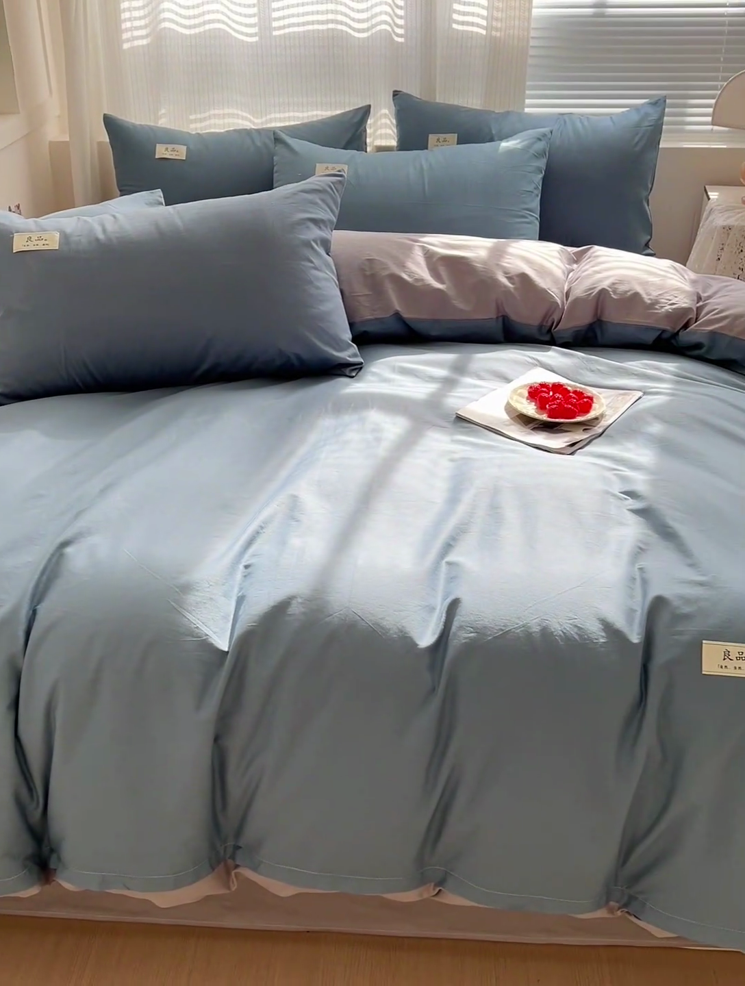 91家纺网 家纺一手货源 找家纺 眠博士 2025新款全棉40支纯色系列单被套 全棉拼色-宝蓝+银灰