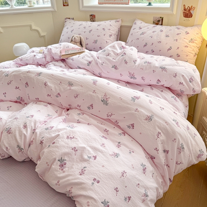 91家纺网 家纺一手货源 找家纺 罗亿家纺 2025新款云感提花双层纱裸睡四件套 葡萄七分甜