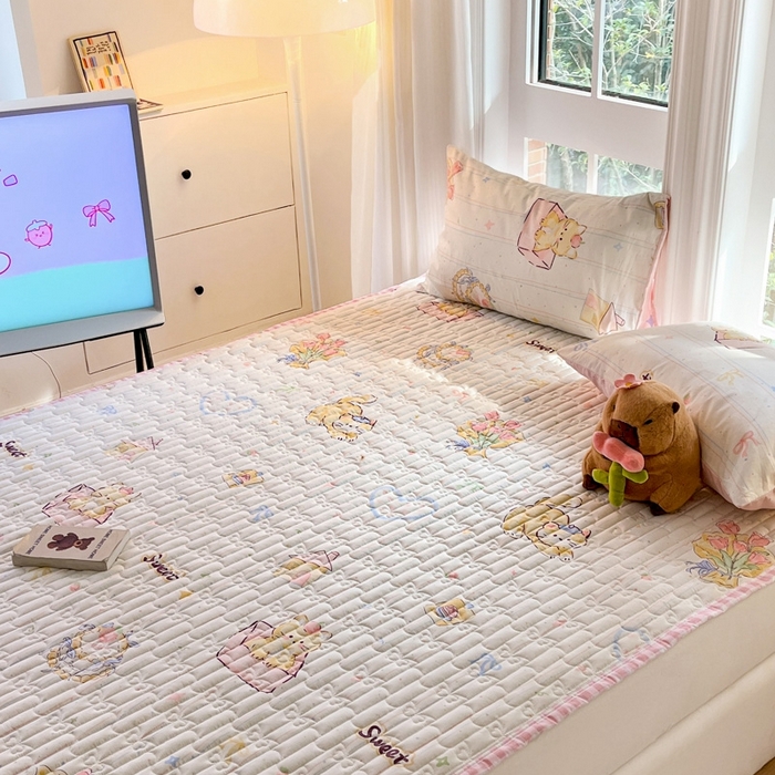 91家纺网 家纺一手货源 找家纺 Sweet dreams甜梦 2025新款全棉卡通小清新棉垫子床垫旅行垫 花花小猫