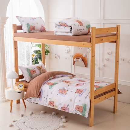 91家纺网 家纺一手货源 找家纺 乐居坊  2025新款柔软亲肤印花四件套宿舍床 卡皮巴拉