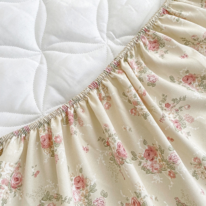 91家纺网 家纺一手货源 找家纺 豪选家纺 2025春夏四季新款新品有氧双层纱印花夹棉床笠床护罩床垫保护套 浪漫新花语