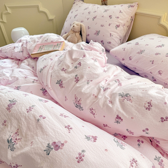 91家纺网 家纺一手货源 找家纺 罗亿家纺 2025新款云感提花双层纱裸睡四件套 葡萄七分甜