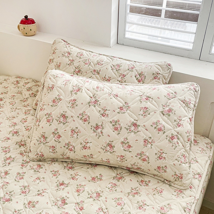 91家纺网 家纺一手货源 找家纺 豪选家纺 2025春夏四季新款新品有氧双层纱印花夹棉床笠床护罩床垫保护套 浪漫新花语