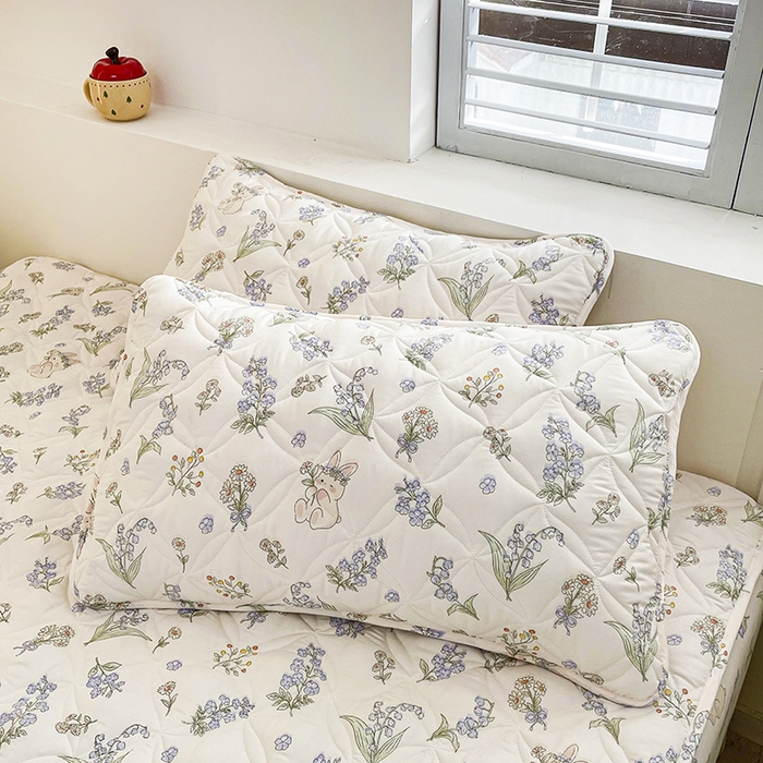 91家纺网 家纺一手货源 找家纺 豪选家纺 2025春夏四季新款新品有氧双层纱印花夹棉床笠床护罩床垫保护套 兔影醉花涧