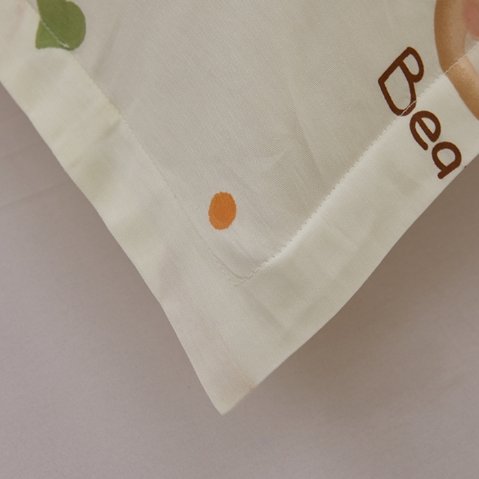 91家纺网 家纺一手货源 找家纺  翎盈家纺   2025新款ins风小清新纯棉印花枕套 熊宝乐园