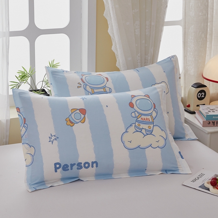 91家纺网 家纺一手货源 找家纺  翎盈家纺   2025新款ins风小清新纯棉印花枕套 遨游星际