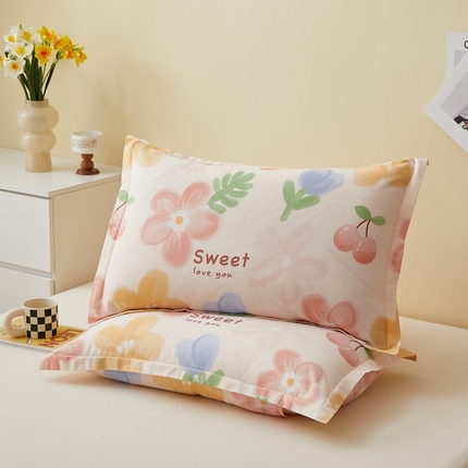 91家纺网 家纺一手货源 找家纺  翎盈家纺   2025新款ins风小清新纯棉印花枕套 花蜜悠然