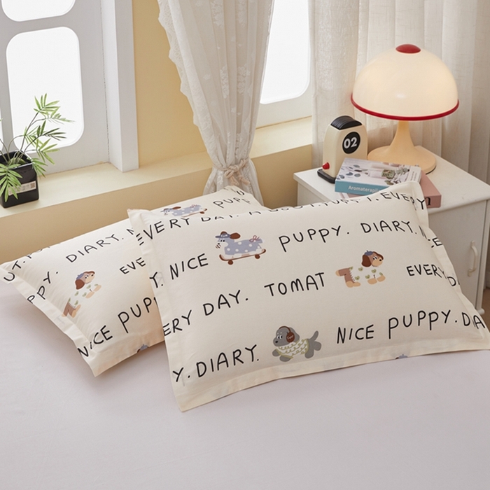 91家纺网 家纺一手货源 找家纺  翎盈家纺   2025新款ins风小清新纯棉印花枕套 运动狗狗