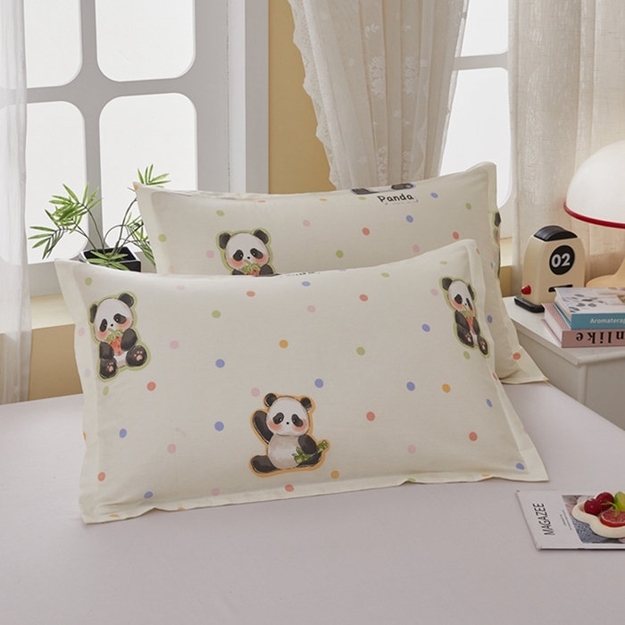 91家纺网 家纺一手货源 找家纺  翎盈家纺   2025新款ins风小清新纯棉印花枕套 布偶熊猫