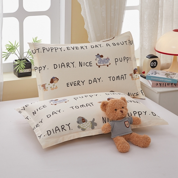 91家纺网 家纺一手货源 找家纺  翎盈家纺   2025新款ins风小清新纯棉印花枕套 运动狗狗