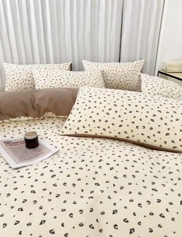 91家纺网 家纺一手货源 找家纺 雅慕家居   2025新款针织棉双层纱四件套 豹纹