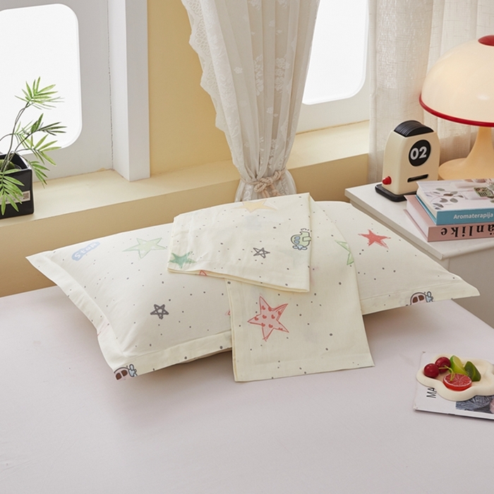 91家纺网 家纺一手货源 找家纺  翎盈家纺   2025新款ins风小清新纯棉印花枕套 天使之星