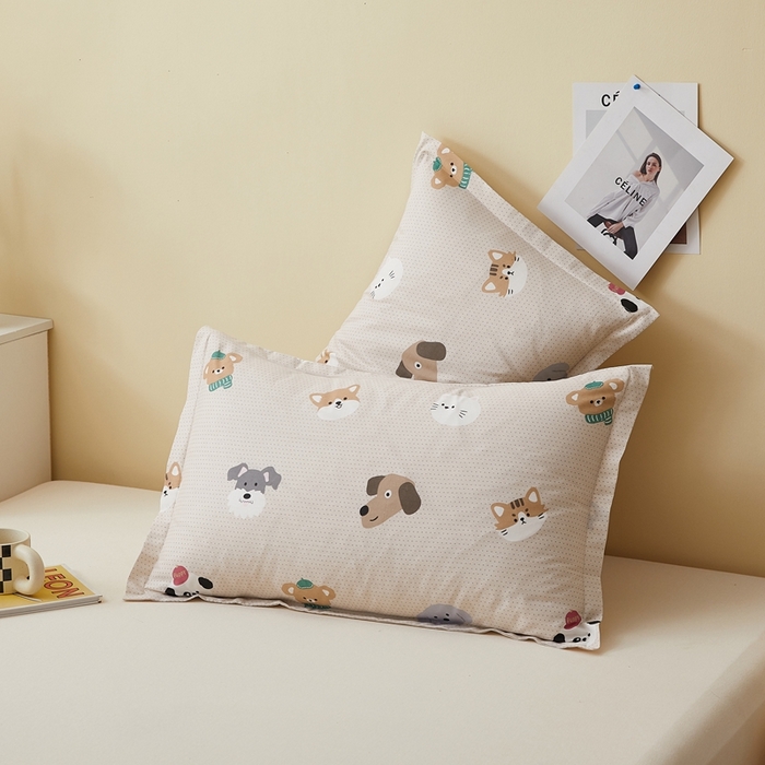 91家纺网 家纺一手货源 找家纺  翎盈家纺   2025新款ins风小清新纯棉印花枕套 哈皮犬