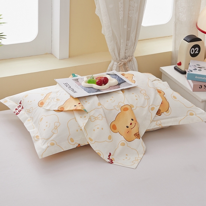 91家纺网 家纺一手货源 找家纺  翎盈家纺   2025新款ins风小清新纯棉印花枕套 瑞迪熊