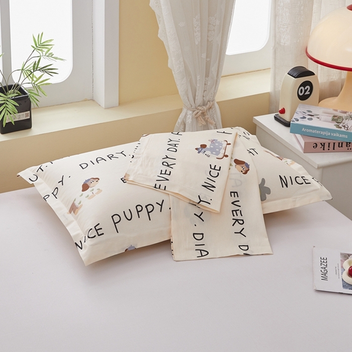 91家纺网 家纺一手货源 找家纺  翎盈家纺   2025新款ins风小清新纯棉印花枕套 运动狗狗