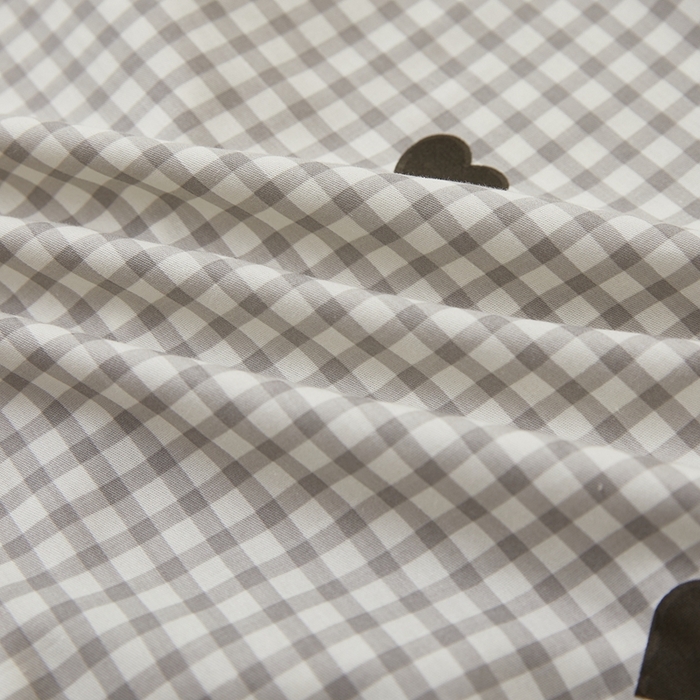 91家纺网 家纺一手货源 找家纺  翎盈家纺   2025新款ins风小清新纯棉印花枕套 格子爱心-灰