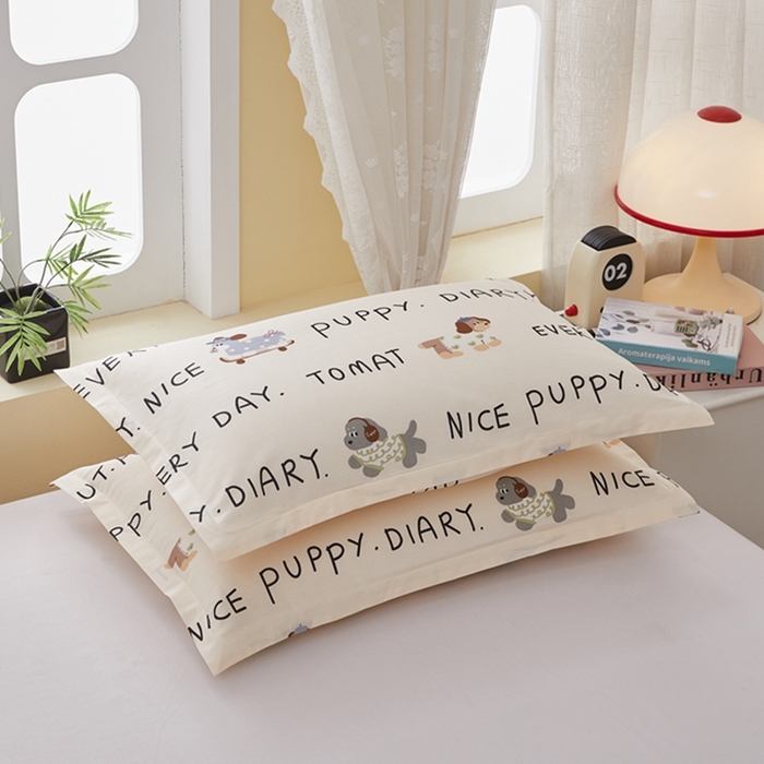 91家纺网 家纺一手货源 找家纺  翎盈家纺   2025新款ins风小清新纯棉印花枕套 运动狗狗