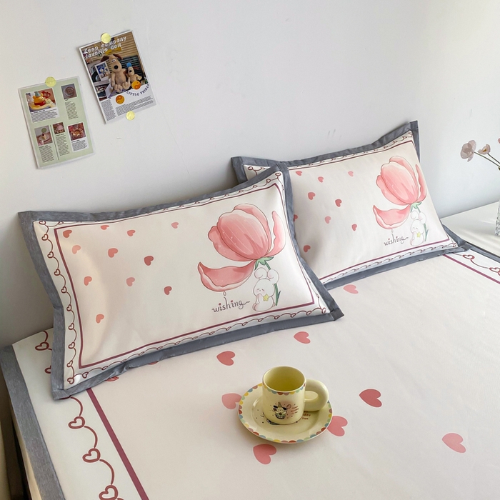 91家纺网 家纺一手货源 找家纺 邵依  2025新款数码印花烫光冰丝席凉席子藤席 开心花朵