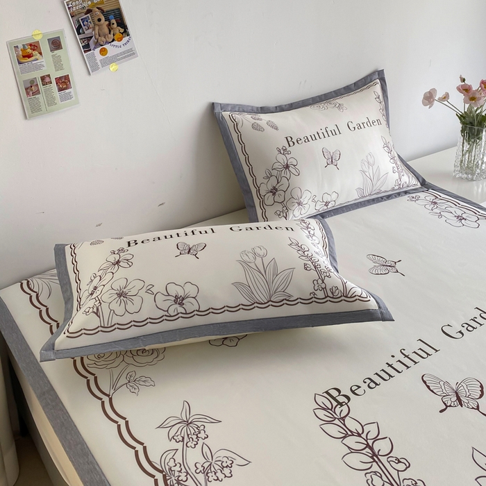 91家纺网 家纺一手货源 找家纺 邵依  2025新款数码印花烫光冰丝席凉席子藤席 花季相印