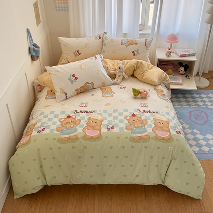 91家纺网 家纺一手货源 找家纺 桃子家居 2025新款纯棉小清新13372卡通可爱少女系列四件套 棉-樱桃奶油熊
