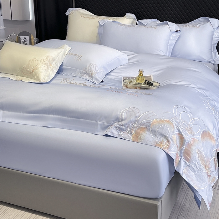 91家纺网 家纺一手货源 找家纺 2025新款轻奢风A类100支长绒棉四件套全棉纯棉重工刺绣床单床笠夹棉床笠床盖款高端床上用品-星慕 慕蓝