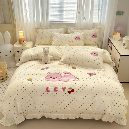 91家纺网 家纺一手货源 找家纺 （总）易禾家纺 2025新品韩系小清新水洗棉毛巾绣露比系列四件套（专版花型）