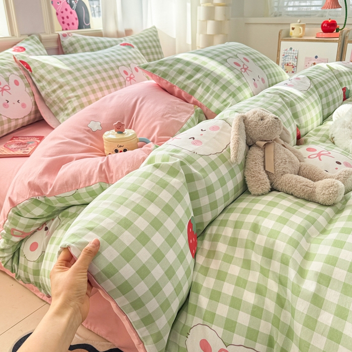 91家纺网 家纺一手货源 找家纺 简宜家居（朝初家纺） 2025新款40支13070纯棉四件套 格子兔-绿