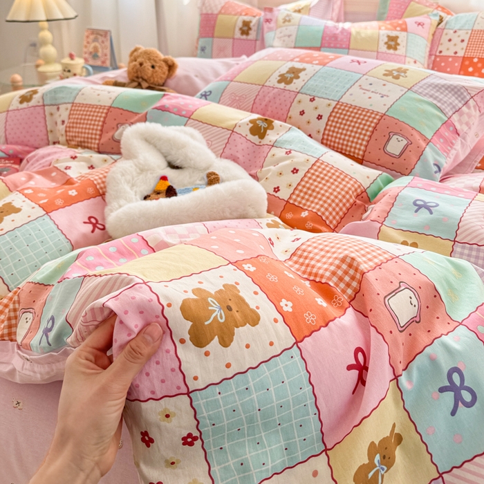 91家纺网 家纺一手货源 找家纺 简宜家居（朝初家纺） 2025新款40支13070纯棉四件套 梦幻拼图