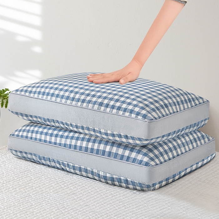 91家纺网 家纺一手货源 找家纺 纽乐家纺 2025新款水洗棉全荞麦枕枕头枕芯 蓝格子35*55