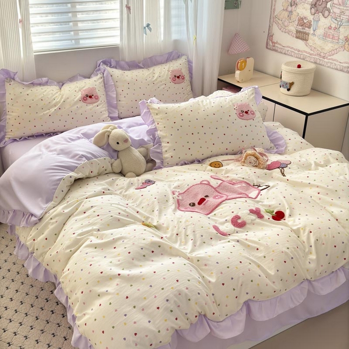 91家纺网 家纺一手货源 找家纺 易禾家纺 2025新品韩系小清新水洗棉毛巾绣露比系列四件套（专版花型） 露比-爱心紫