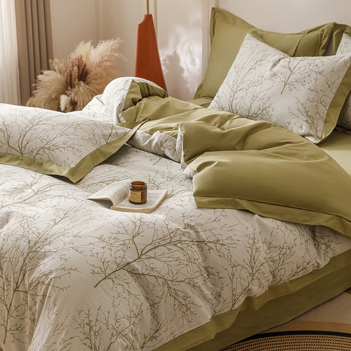 91家纺网 家纺一手货源 找家纺 简宜家居（朝初家纺） 2025新款全棉宽边三层纱提花四件套 枝桠-橄榄绿