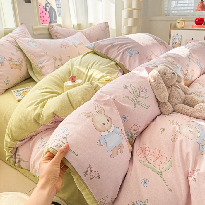 91家纺网 家纺一手货源 找家纺 简宜家居（朝初家纺） 2025新款40支13070纯棉四件套 粉兔花园