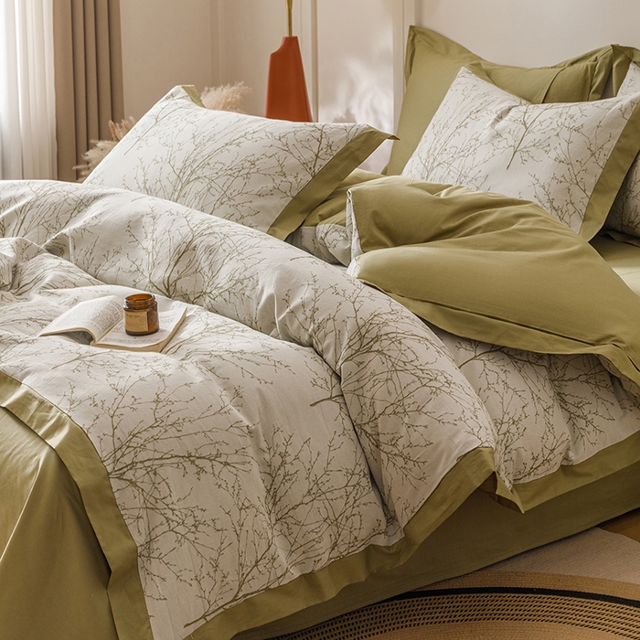91家纺网 家纺一手货源 找家纺 简宜家居（朝初家纺） 2025新款全棉宽边三层纱提花四件套 枝桠-橄榄绿