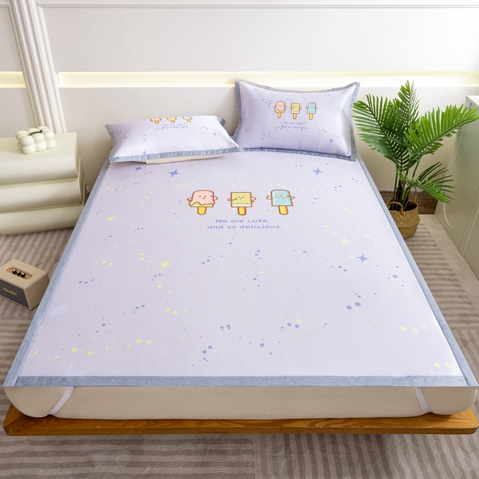 91家纺网 家纺一手货源 找家纺 邵依家纺 2025新款数码印花烫光冰丝席凉席子藤席场景二 冰激凌