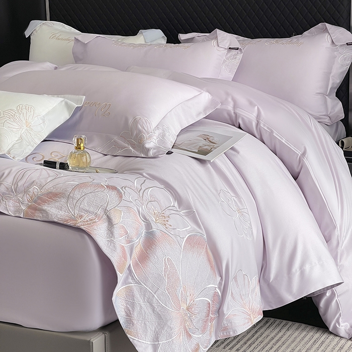 91家纺网 家纺一手货源 找家纺 2025新款轻奢风A类100支长绒棉四件套全棉纯棉重工刺绣床单床笠夹棉床笠床盖款高端床上用品-星慕 黛紫