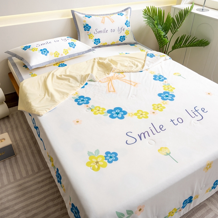 91家纺网 家纺一手货源 找家纺 邵依家纺 2025新款数码印花烫光冰丝席凉席子藤席场景二 蝶恋