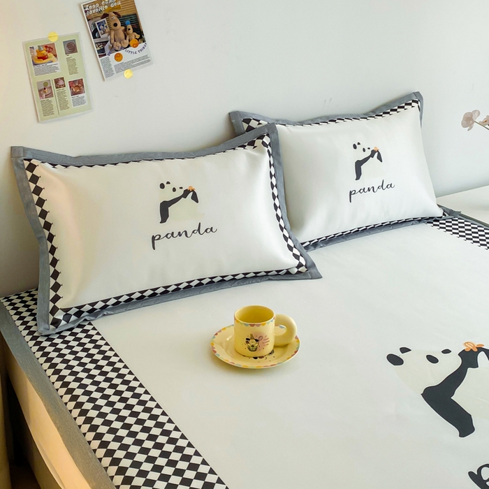 91家纺网 家纺一手货源 找家纺 邵依  2025新款数码印花烫光冰丝席凉席子藤席 黑色熊猫