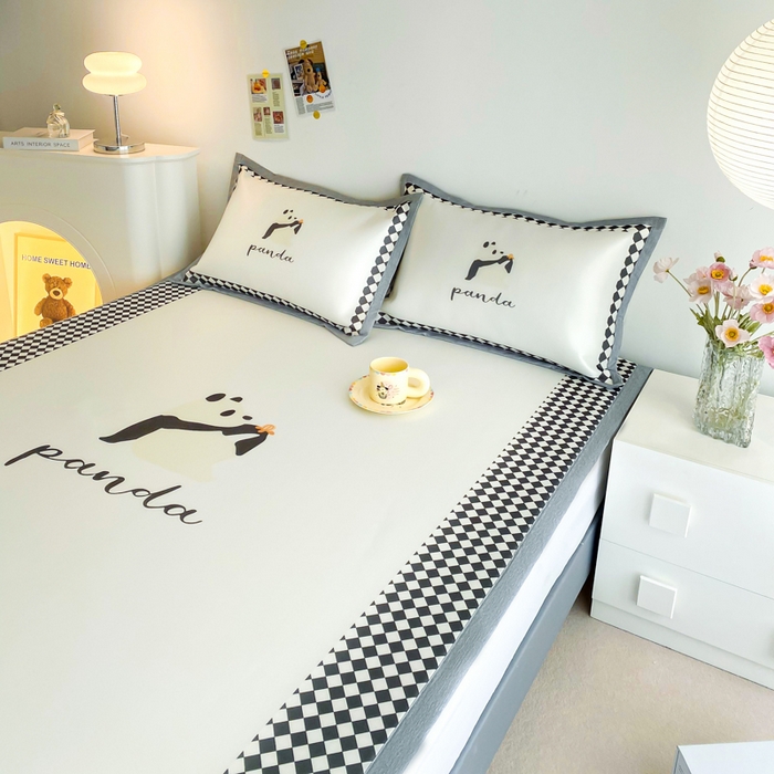 91家纺网 家纺一手货源 找家纺 邵依  2025新款数码印花烫光冰丝席凉席子藤席 黑色熊猫