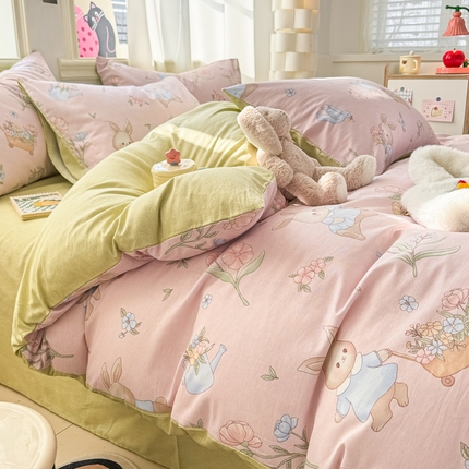 91家纺网 家纺一手货源 找家纺 简宜家居（朝初家纺） 2025新款40支13070纯棉四件套 粉兔花园