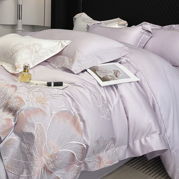 91家纺网 家纺一手货源 找家纺 2025新款轻奢风A类100支长绒棉四件套全棉纯棉重工刺绣床单床笠夹棉床笠床盖款高端床上用品-星慕 黛紫