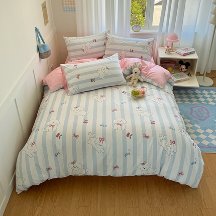 91家纺网 家纺一手货源 找家纺 桃子家居 2025新款纯棉小清新13372卡通可爱少女系列四件套 棉-蓝条樱桃狗
