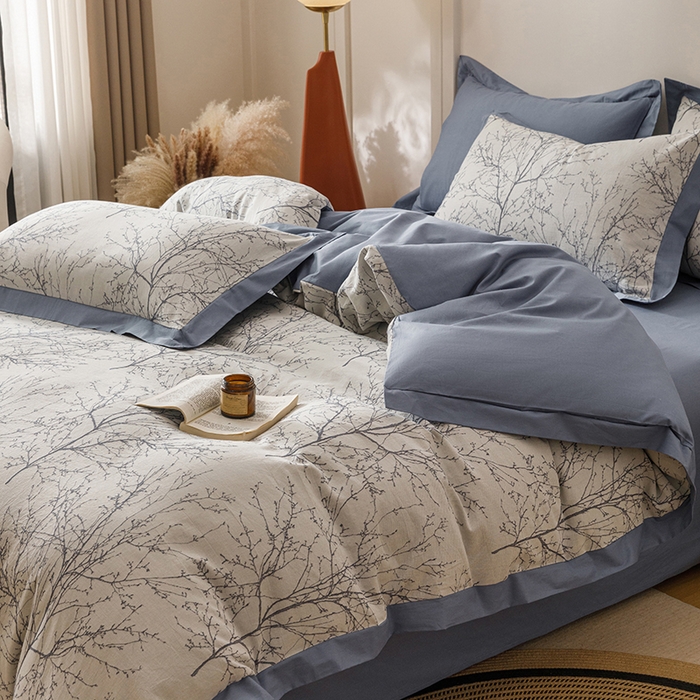 91家纺网 家纺一手货源 找家纺 简宜家居（朝初家纺） 2025新款全棉宽边三层纱提花四件套 枝桠-牛仔蓝