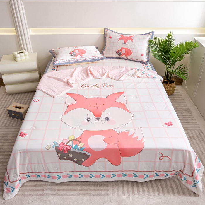 91家纺网 家纺一手货源 找家纺 邵依家纺 2025新款数码印花烫光冰丝席凉席子藤席场景二 爱心狐狸