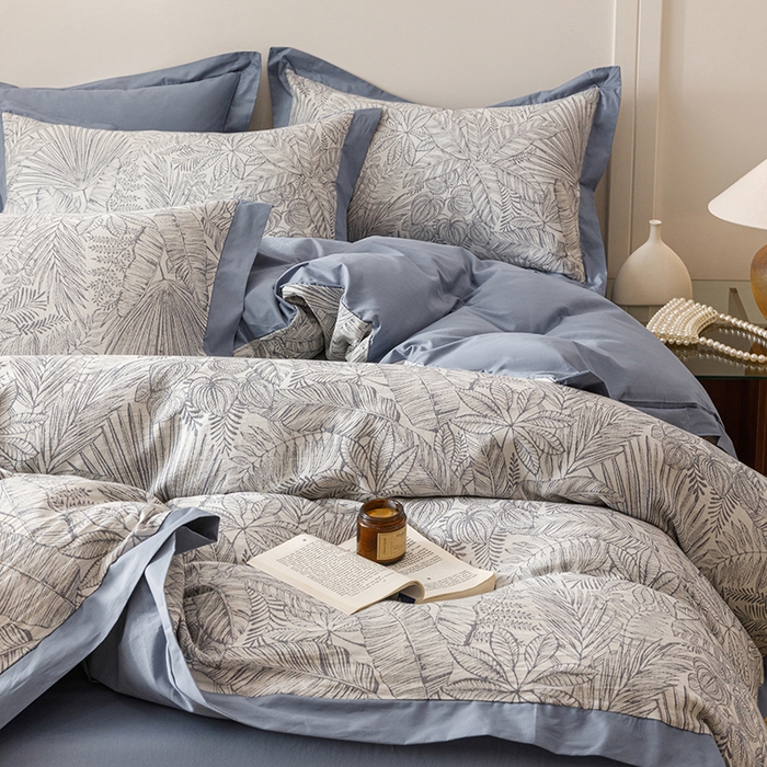 91家纺网 家纺一手货源 找家纺 简宜家居（朝初家纺） 2025新款全棉宽边三层纱提花四件套 叶韵-牛仔蓝